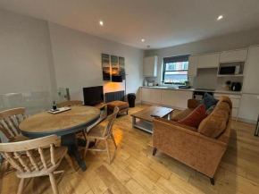 Modern 2bed Flat - Ideal for Wind Turbine